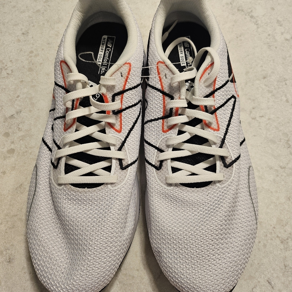 Size 13 new balance running shoe